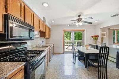 383 Talbot Dr, Fairfield, NJ 07004 - Photo 12