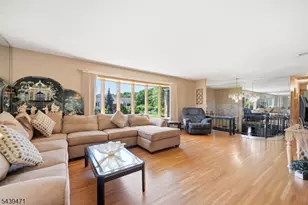 383 Talbot Dr, Fairfield, NJ 07004 - Photo 8