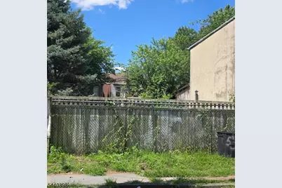 65 S. Logan, Trenton, NJ 08609 - Photo 1