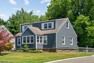 10 Dale Dr, Fairfield, NJ 07004 - Photo 2