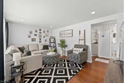 10 Dale Dr, Fairfield, NJ 07004 - Photo 38