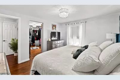 10 Dale Dr, Fairfield, NJ 07004 - Photo 36