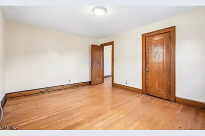 21 Ferncliff Rd, Bloomfield, NJ 07003 - Photo 22