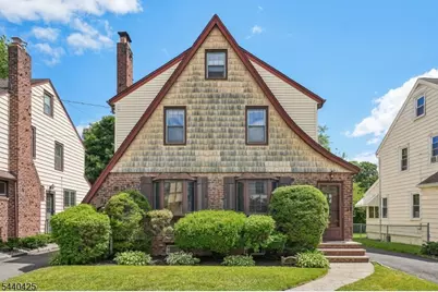 21 Ferncliff Rd, Bloomfield, NJ 07003 - Photo 1