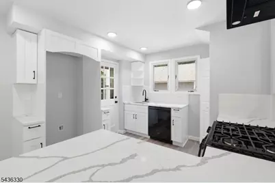 2 Church St, Piscataway Township, NJ 08854 - Photo 6