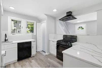 2 Church St, Piscataway Township, NJ 08854 - Photo 8