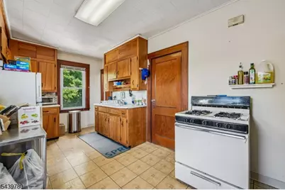 264 Getty Ave, Clifton, NJ 07011 - Photo 36