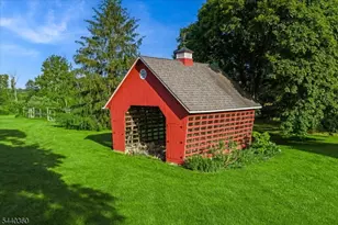 1014 Califon Cokesbury Rd, Tewksbury Township, NJ 08833 - Photo 34