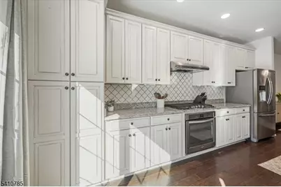 48 Albert Ct, Randolph Township, NJ 07869 - Photo 8