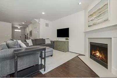 48 Albert Ct, Randolph Township, NJ 07869 - Photo 10