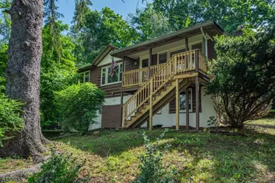 23 Lakeside Ave, Hardyston Township, NJ 07460 - Photo 2