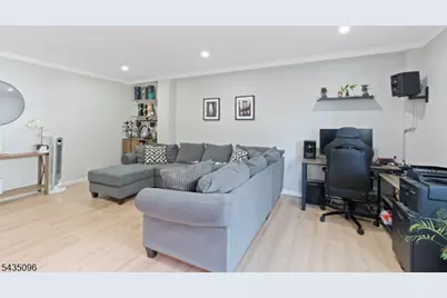 25 Grand Ave #1E, Hackensack, NJ 07601 - Photo 4