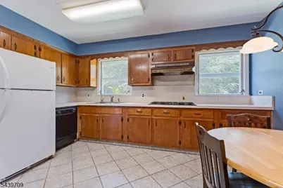 19 Yardley Rd, Mendham Township, NJ 07945 - Photo 12
