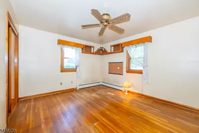 18 Midland Ave, Washington Township, NJ 07882 - Photo 8