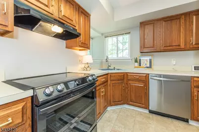 31 Sage Court, Bedminster Township, NJ 07921 - Photo 16