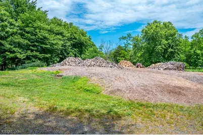 78 Falcon Rd, Hillsborough Township, NJ 08844 - Photo 44