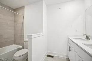 10 Cecala Rd, Morris Plains, NJ 07950 - Photo 16