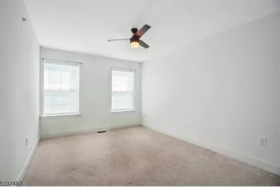 10 Cecala Rd, Morris Plains, NJ 07950 - Photo 14