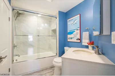 51 Gray St, Montclair, NJ 07042 - Photo 32