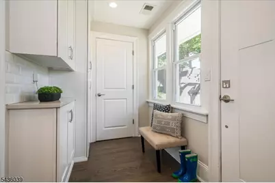 51 Gray St, Montclair, NJ 07042 - Photo 18