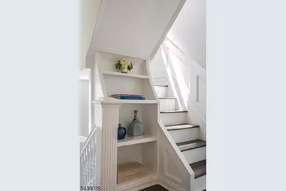 51 Gray St, Montclair, NJ 07042 - Photo 22