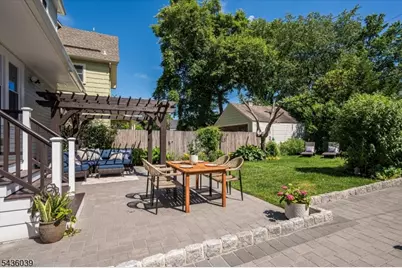 51 Gray St, Montclair, NJ 07042 - Photo 34