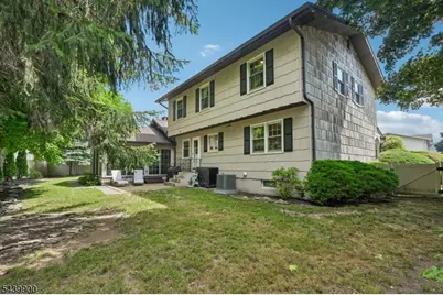 4 Holyoke Rd, Wayne, NJ 07470 - Photo 40