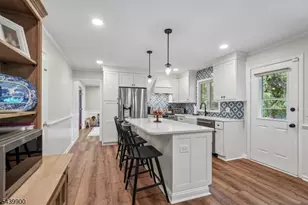 4 Holyoke Rd, Wayne, NJ 07470 - Photo 14