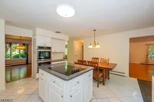 207 Deerlea Ln, Rockaway Township, NJ 07005 - Photo 6