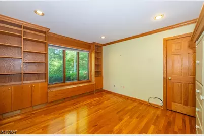207 Deerlea Ln, Rockaway Township, NJ 07005 - Photo 16