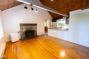 19 Lonaconing Rd, Vernon, NJ 07422 - Photo 6