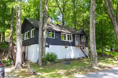 19 Lonaconing Rd, Vernon, NJ 07422 - Photo 1