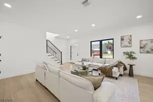 24 Richard Scott Ct, Haledon, NJ 07508 - Photo 4