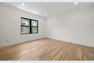 24 Richard Scott Ct, Haledon, NJ 07508 - Photo 28