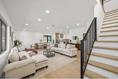 24 Richard Scott Ct, Haledon, NJ 07508 - Photo 2