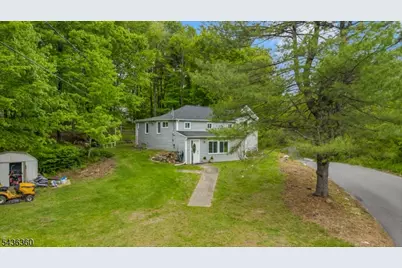 22 Paddock Ave, Vernon Twp., NJ 07422 - Photo 2