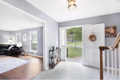 5 Heather Hill Way, Bridgewater, NJ 08807 - Photo 2