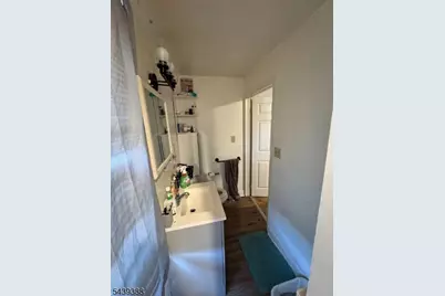 17 Railroad Ave, Phillipsburg, NJ 08865 - Photo 14