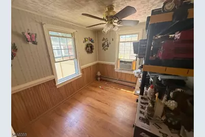 33 Poplar St, Bloomingdale, NJ 07403 - Photo 18