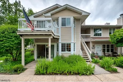 78 Wendover Court, Bedminster Township, NJ 07921 - Photo 2