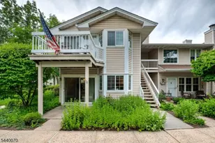 78 Wendover Ct, Bedminster Township, NJ 07921 - Photo 2
