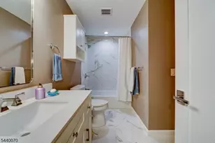 78 Wendover Ct, Bedminster Township, NJ 07921 - Photo 20