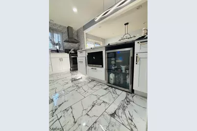 417 Jefferson Ave, Dunellen, NJ 08812 - Photo 4