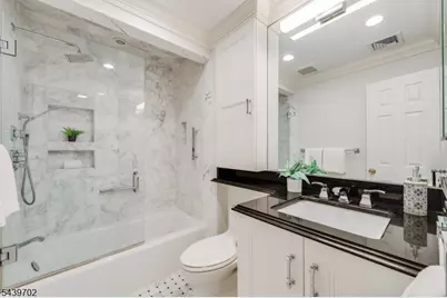 14G Heritage Dr #G, Chatham Township, NJ 07928 - Photo 18