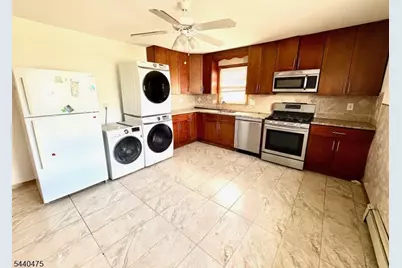 78 Arlington Ave #2, Clifton, NJ 07011 - Photo 2