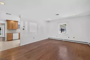 5 Andrews Pl, Pequannock Township, NJ 07444 - Photo 8