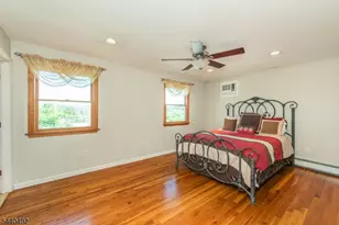 44 Molinari Dr, Wanaque, NJ 07465 - Photo 16