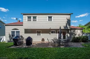 44 Molinari Dr, Wanaque, NJ 07465 - Photo 24
