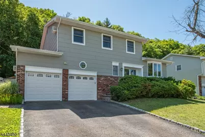 44 Molinari Dr, Wanaque, NJ 07465 - Photo 1