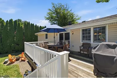 11 Hillside Dr, Clinton, NJ 08809 - Photo 32